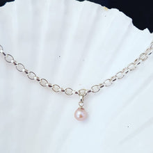 Load image into Gallery viewer, Pink pearl bracelet
