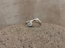 Load image into Gallery viewer, kinky in blue
